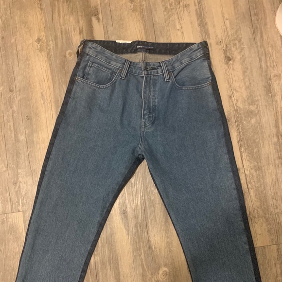 Levi’s Women’s Made & Crafted Two Tone Jeans - Picture 3 of 5